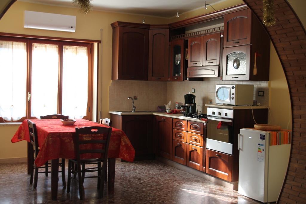 B&B A Casa Di Nonna Fondi Kültér fotó