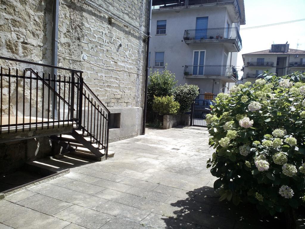 B&B A Casa Di Nonna Fondi Kültér fotó
